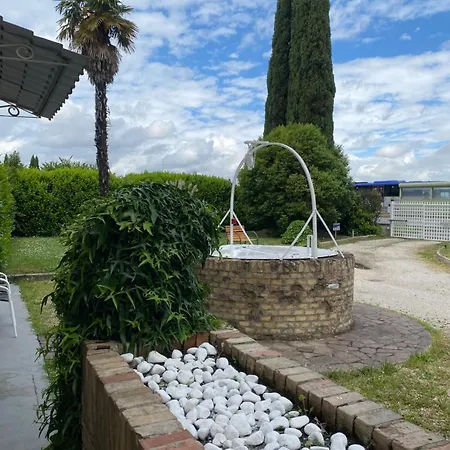 Le Pervinche Casa de hóspedes 3*